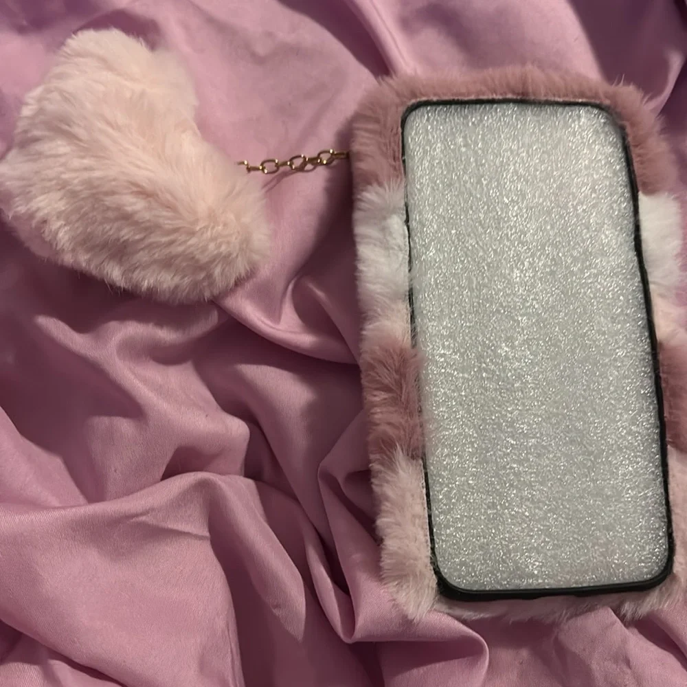Fluffy Iphone 11 Pro Phone case with fluffy heart